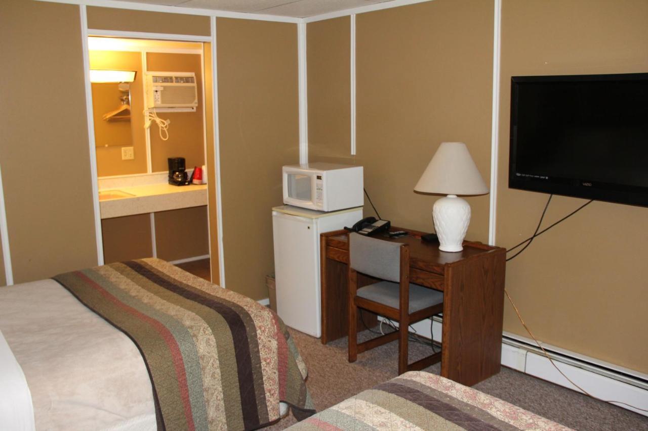 Virginia Lakeshor Motor Inn מראה חיצוני תמונה